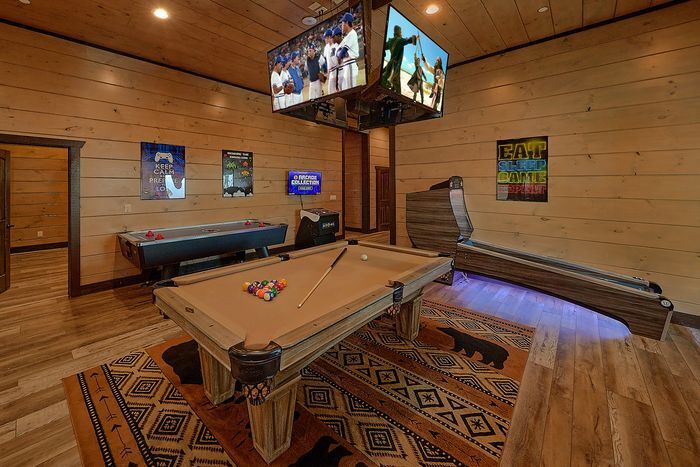 Game Room in Cabin